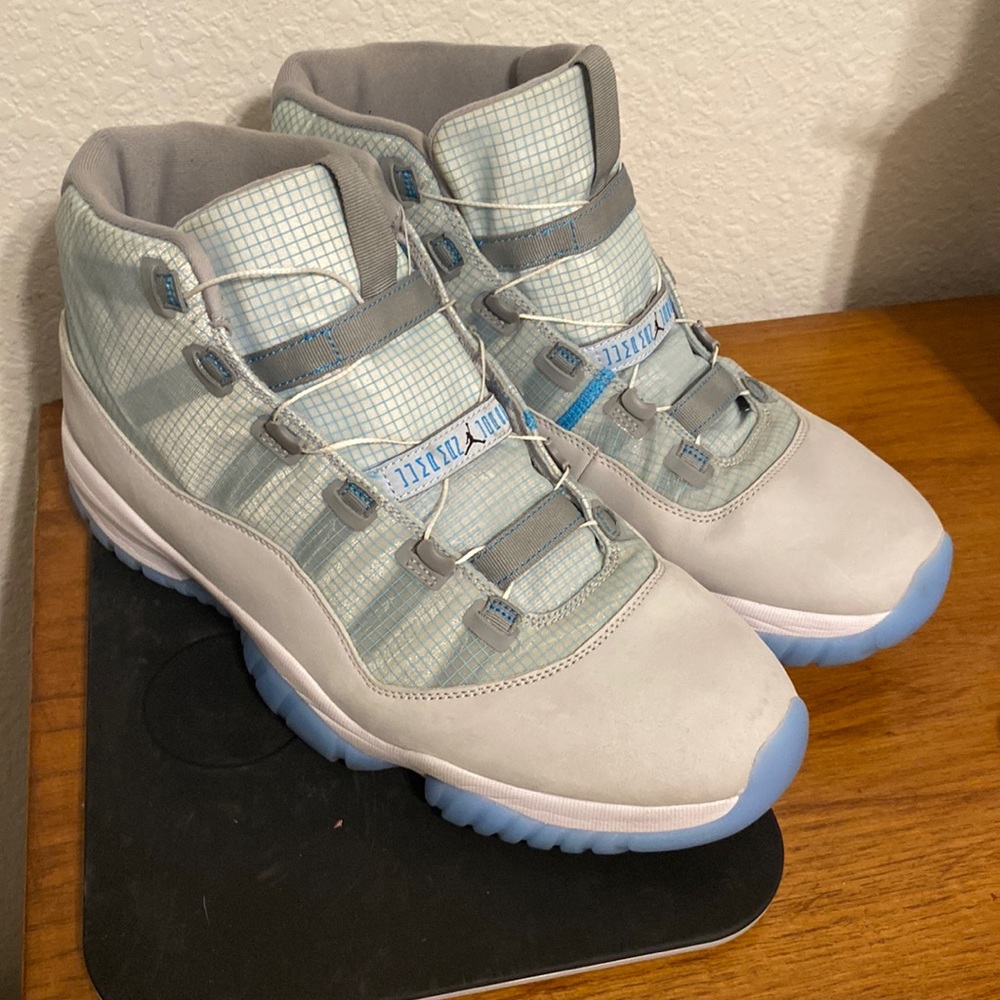 Jordan 11 adapt size 14